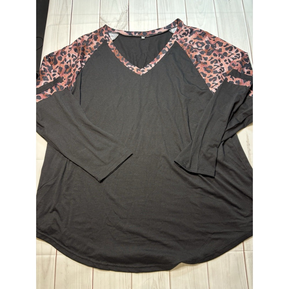 Women's Unbranded Plus Size Cheetah Print Black Top Long Sleeve 22